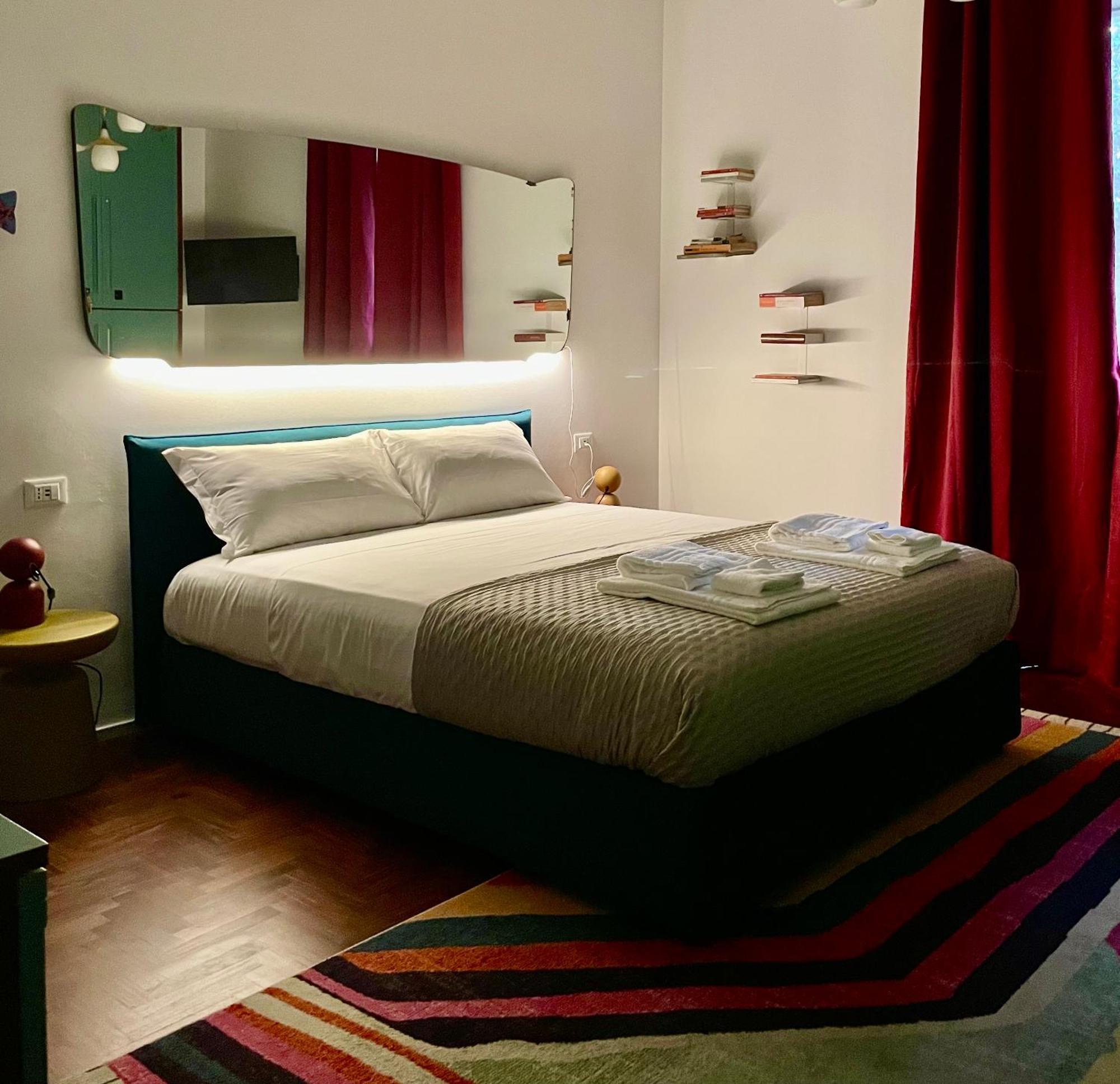 149 Borgo Ticino Suite Attico Di Lusso Con Terrazzo E Parking Privato Pavia Exterior photo