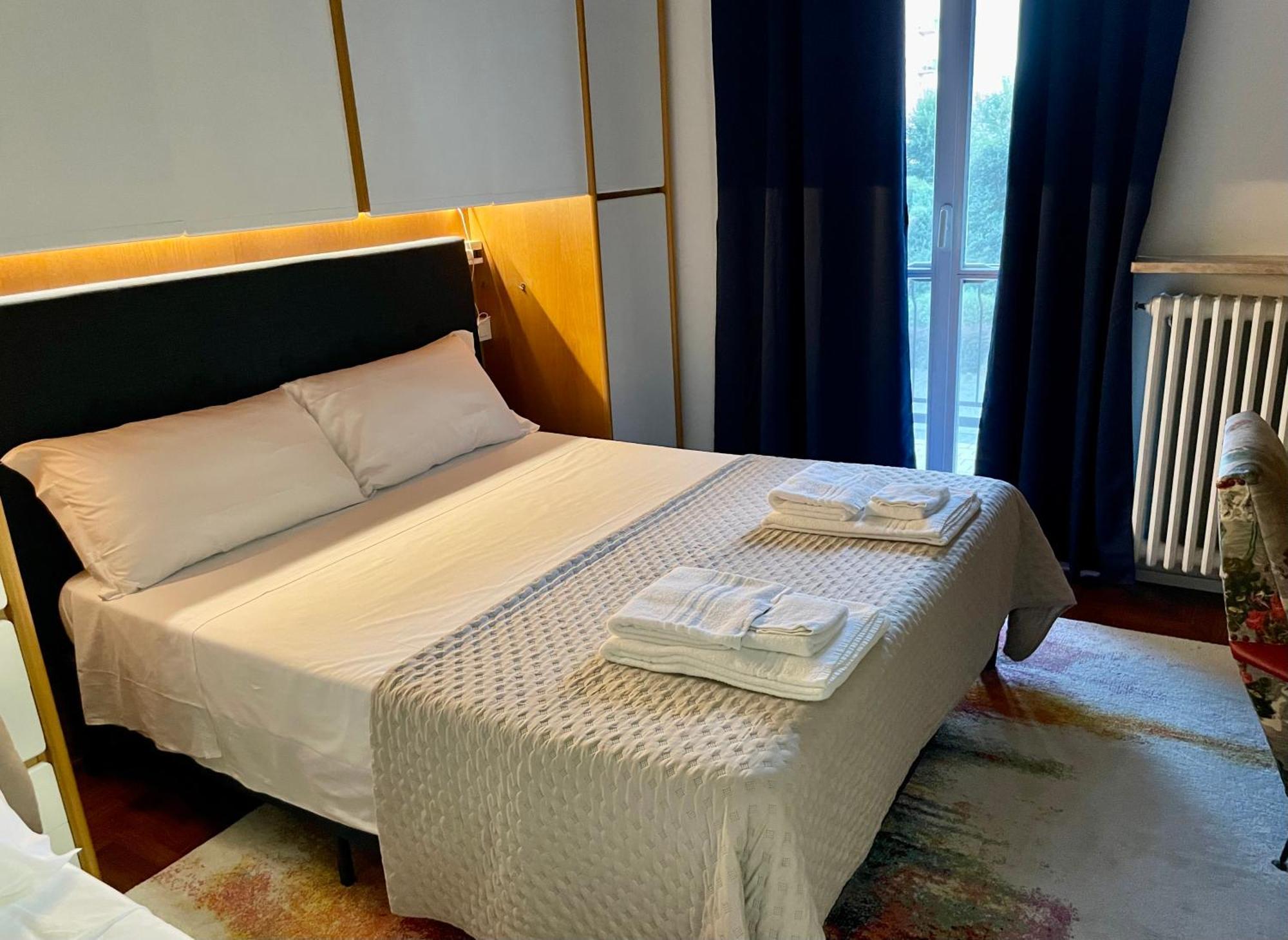 149 Borgo Ticino Suite Attico Di Lusso Con Terrazzo E Parking Privato Pavia Exterior photo